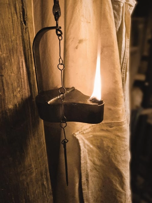 Iron Betty Lamp