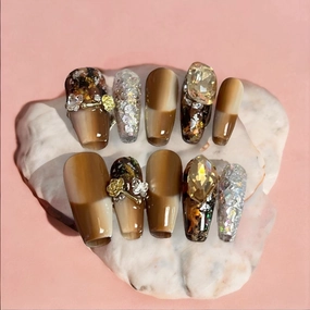 Lustrous Jelly Glam - 3D Press-On Nail